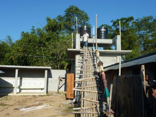 Trinkwasser-Aufbereitung kurz vor der Fertigstellung Trinkwasser-Aufbereitung kurz vor der Fertigstellung