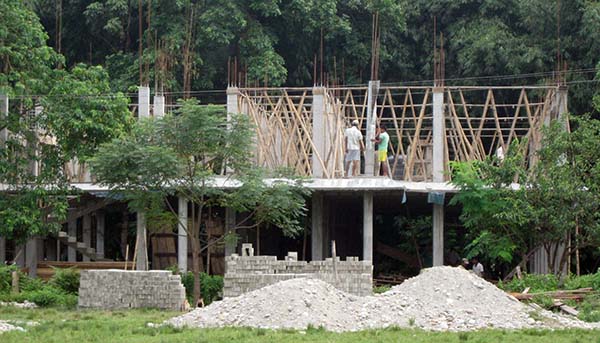 Building assumes shape of hostel Building assumes shape of hostel
